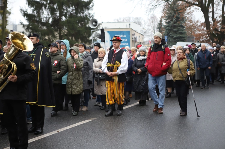 Obchody patronalne diecezji. Procesja z relikwiami św. Wiktorii 