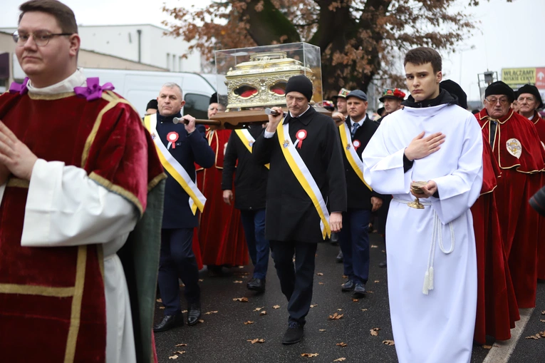 Obchody patronalne diecezji. Procesja z relikwiami św. Wiktorii 