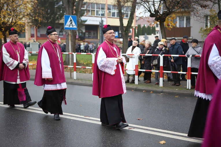 Obchody patronalne diecezji. Procesja z relikwiami św. Wiktorii 
