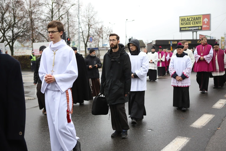 Obchody patronalne diecezji. Procesja z relikwiami św. Wiktorii 