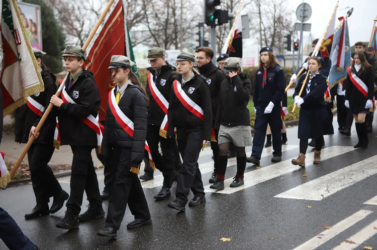 Obchody patronalne diecezji. Procesja z relikwiami św. Wiktorii 