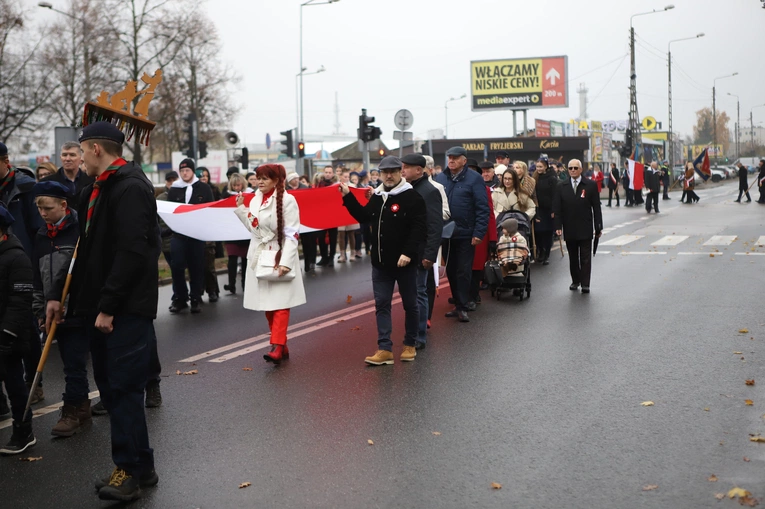 Obchody patronalne diecezji. Procesja z relikwiami św. Wiktorii 
