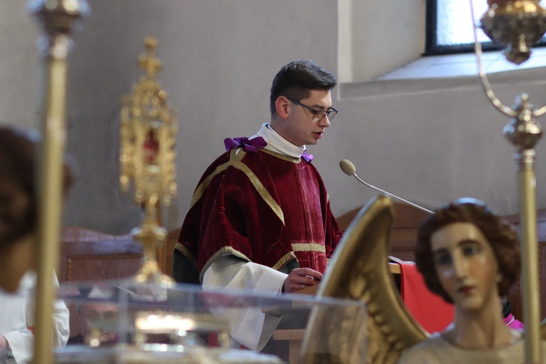 Obchody patronalne diecezji. Procesja z relikwiami św. Wiktorii 