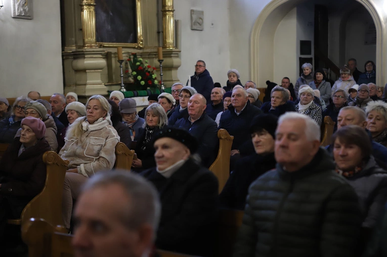 Obchody patronalne diecezji. Procesja z relikwiami św. Wiktorii 