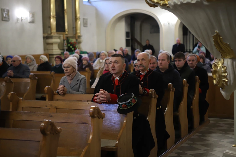 Obchody patronalne diecezji. Procesja z relikwiami św. Wiktorii 