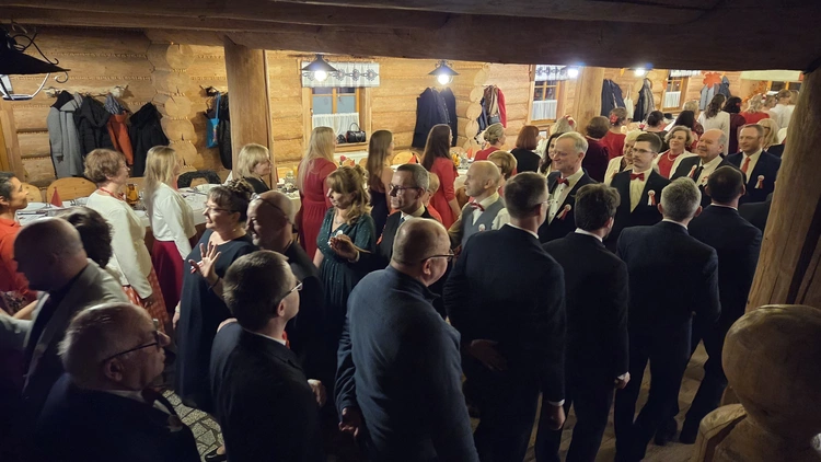 Niepodległościowy Bal Bezalkoholowy 2025