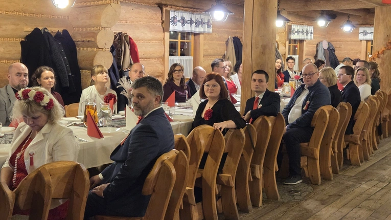 Niepodległościowy Bal Bezalkoholowy 2025