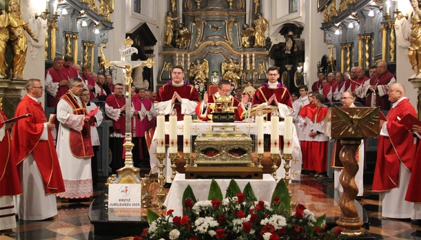 Skarb w naczyniach glinianych