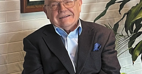 Człowiek z… ceramiki. Czy da się uczciwie prowadzić biznes i odnieść sukces? 