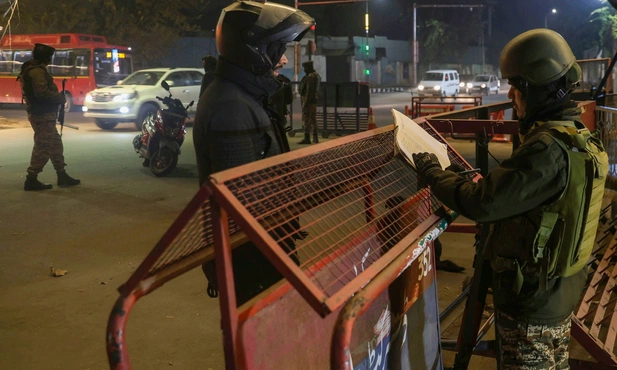 W indyjskim Kaszmirze mimo jesieni gorąco