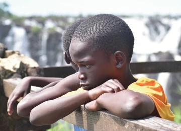 Na ulicy nie ma praw dziecka. Polski misjonarz pomaga dzieciom ulicy w Zambii