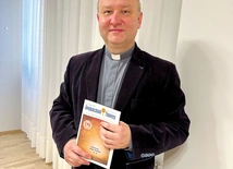 Ks. dr Wojciech Bartoszek – kapłan archidiecezji katowickiej, od 2011 roku krajowy duszpasterz Apostolstwa Chorych.