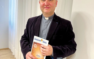 Ks. dr Wojciech Bartoszek – kapłan archidiecezji katowickiej, od 2011 roku krajowy duszpasterz Apostolstwa Chorych.