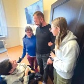 Dawid pracuje w DPS-ie od 18 lat i nie zamieniłby tej pracy na żadną inną.