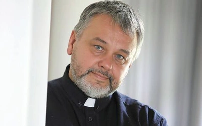 Ks. Mirosław Tosza: Ubóstwo zaprasza nas do relacji. Tym, co je zabija, jest poczucie sytości, tego, że nie potrzebujemy się nawzajem