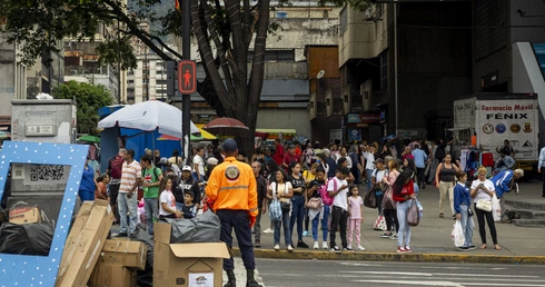 Życie w Caracas toczy się normalnie