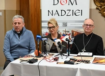 Artur Żmijewski zaśpiewa w Opolu