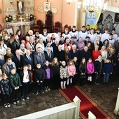 Biskup podziękował szkole z Trzebicza za świadectwo wiary