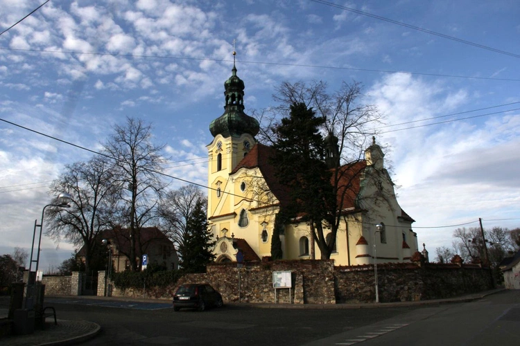 Kościół pw. św. Marii Magdaleny w Jasionej