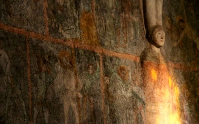 Średniowieczne freski w kaplicy w Jasionej