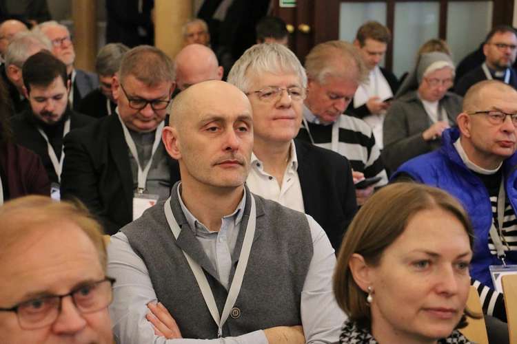 Czwarte obrady plenum Synodu Archidiecezji Wrocławskiej 