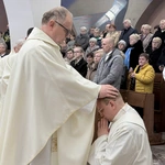 Święcenia prezbiteratu w kościele akademickim