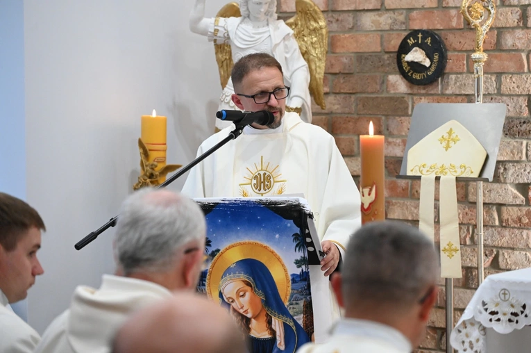 Poświęcenie kaplicy w DTD Nazaret w Jemielnicy