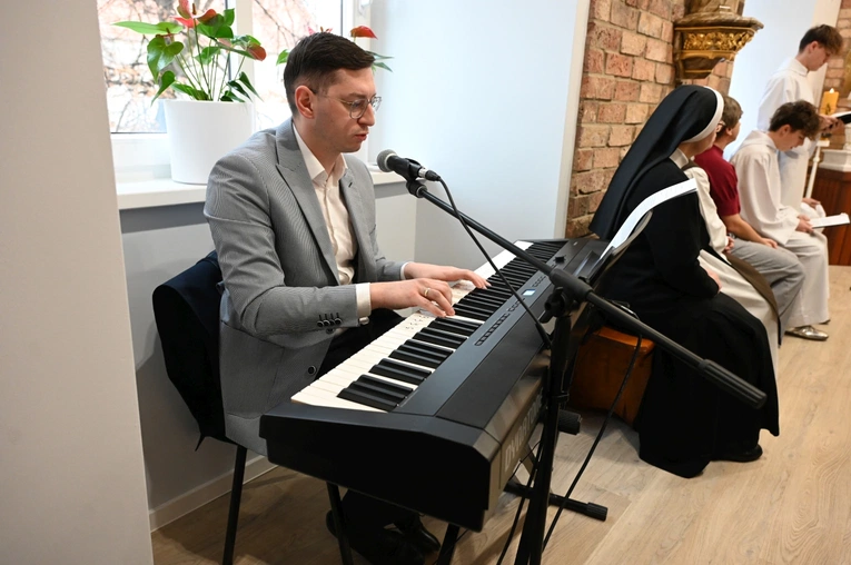 Poświęcenie kaplicy w DTD Nazaret w Jemielnicy