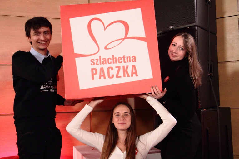 Otwarcie bazy rodzin 25. edycji Szlachetnej Paczki 