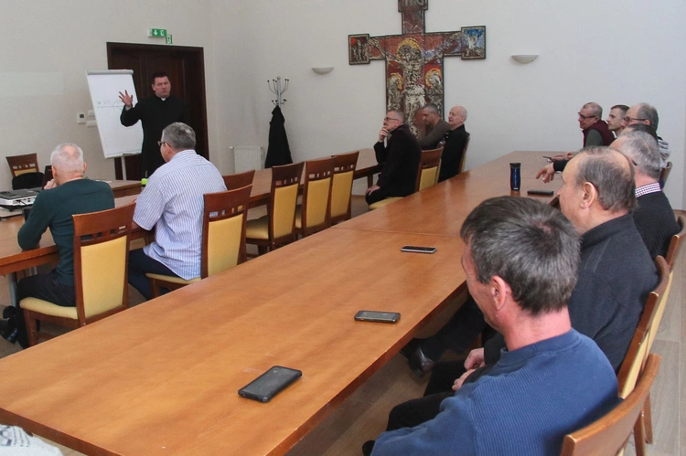 Diecezjalne Studium Formacyjne dla Świeckich