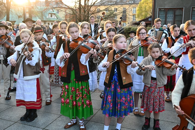 Piękne karty historii związku zawodowego 