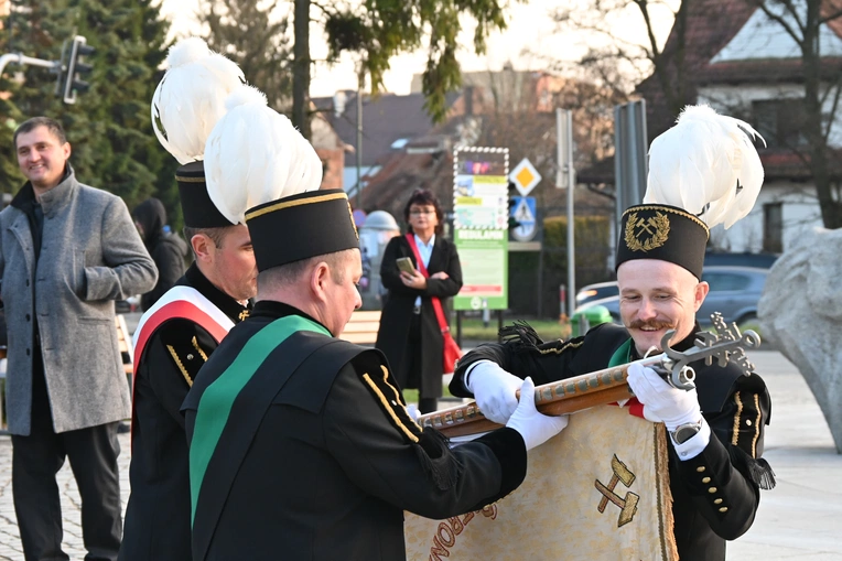 Piękne karty historii związku zawodowego 