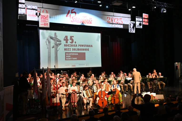 Piękne karty historii związku zawodowego 