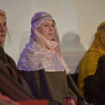 Śpiewanie i koronacja w Ołpinach