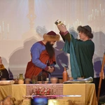 Śpiewanie i koronacja w Ołpinach