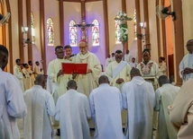 Ustanowienie lektorów