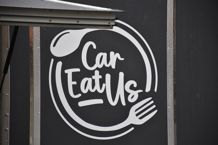 Nowy food truck Caritas