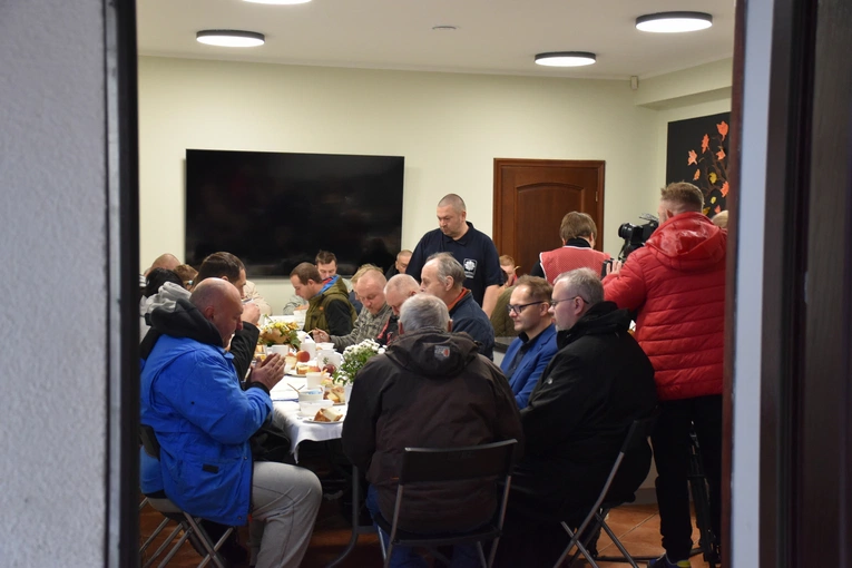 Nowy food truck Caritas