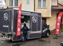 Car, Eat, Us - dobro na czterech kołach