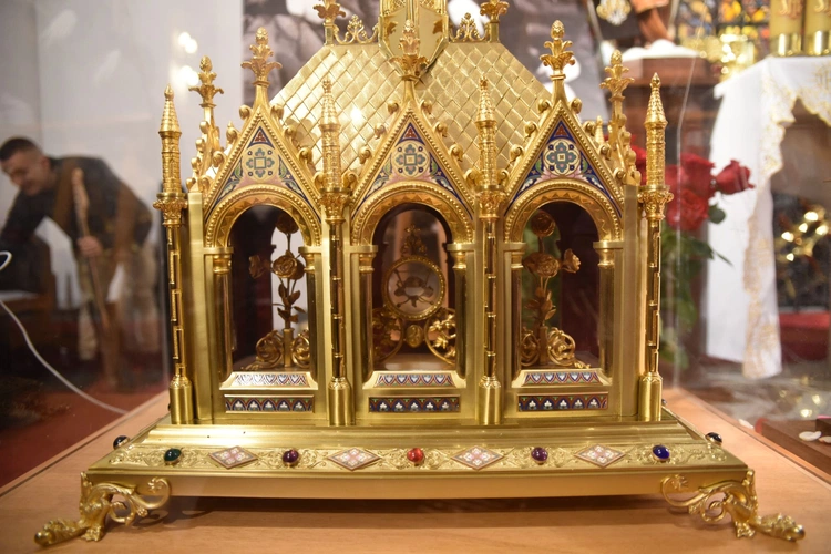 Relikwie św. Teresy od Dzieciątka Jezus i jej rodziców w Tarnowie