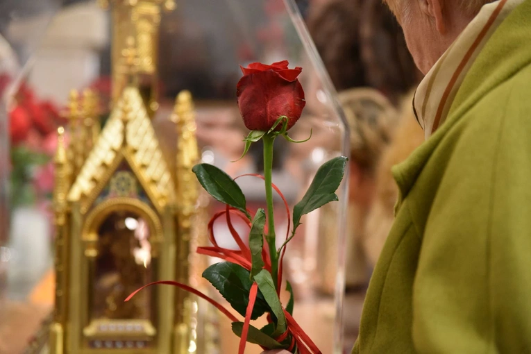 Relikwie św. Teresy od Dzieciątka Jezus i jej rodziców w Tarnowie