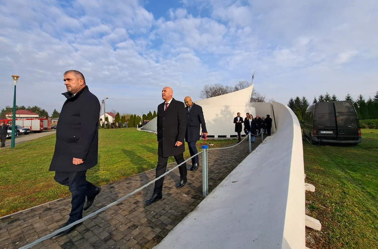 Zabawa. Obchody Światowego Dnia Pamięci Ofiar Wypadków Drogowych