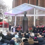 60. rocznica orędzia biskupów polskich do niemieckich. Uroczystości pod pomnikiem kard. Kominka