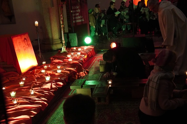 Modlitwa Taizé w ramach obchodów 60. rocznicy orędzia biskupów polskich do niemieckich