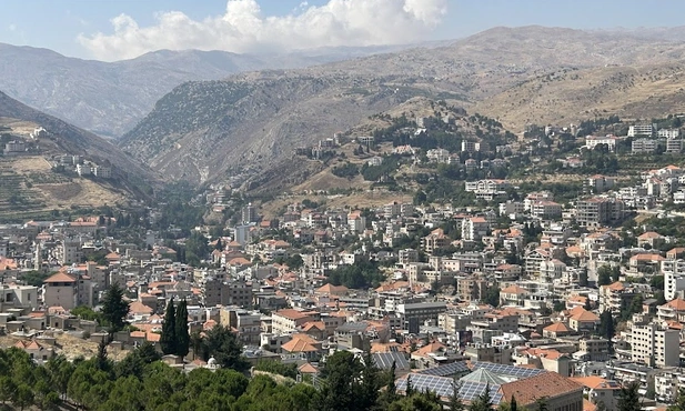 W LIbanie - ziemi świętej, bo na pewno uświęconej krwią wielu męczenników