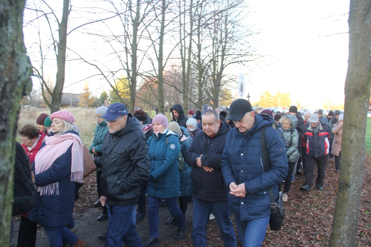 Wał-Ruda. Droga Krzyżowa z bł. Karoliną w 111. rocznicę jej męczeńskiej śmierci