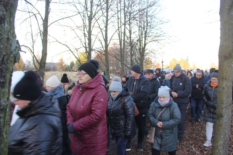 Wał-Ruda. Droga Krzyżowa z bł. Karoliną w 111. rocznicę jej męczeńskiej śmierci