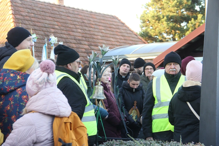 Wał-Ruda. Droga Krzyżowa z bł. Karoliną w 111. rocznicę jej męczeńskiej śmierci