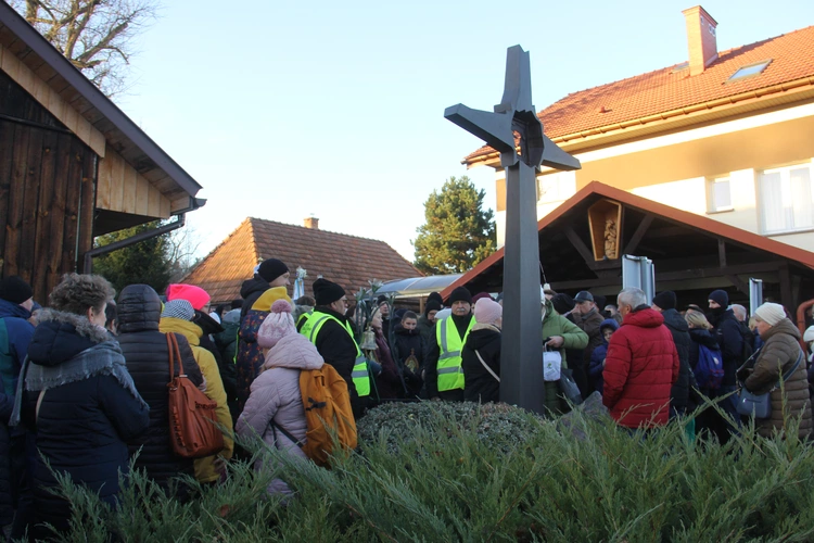 Wał-Ruda. Droga Krzyżowa z bł. Karoliną w 111. rocznicę jej męczeńskiej śmierci