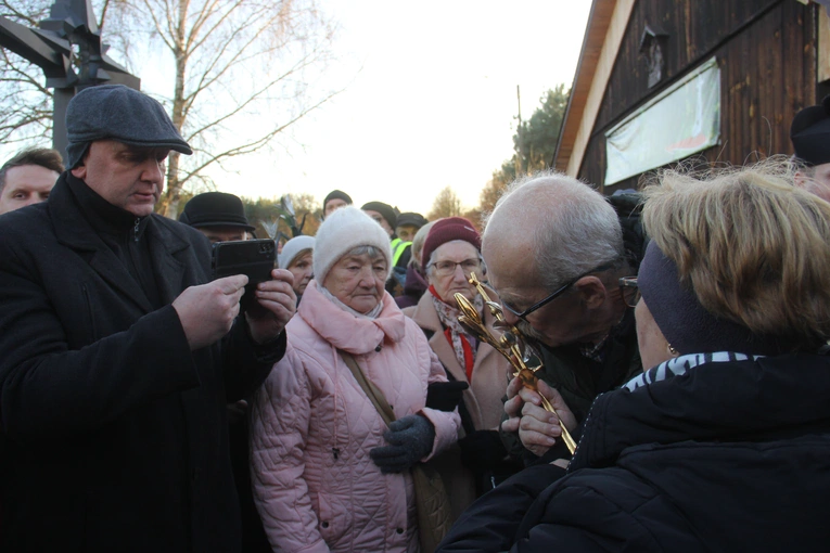 Wał-Ruda. Droga Krzyżowa z bł. Karoliną w 111. rocznicę jej męczeńskiej śmierci